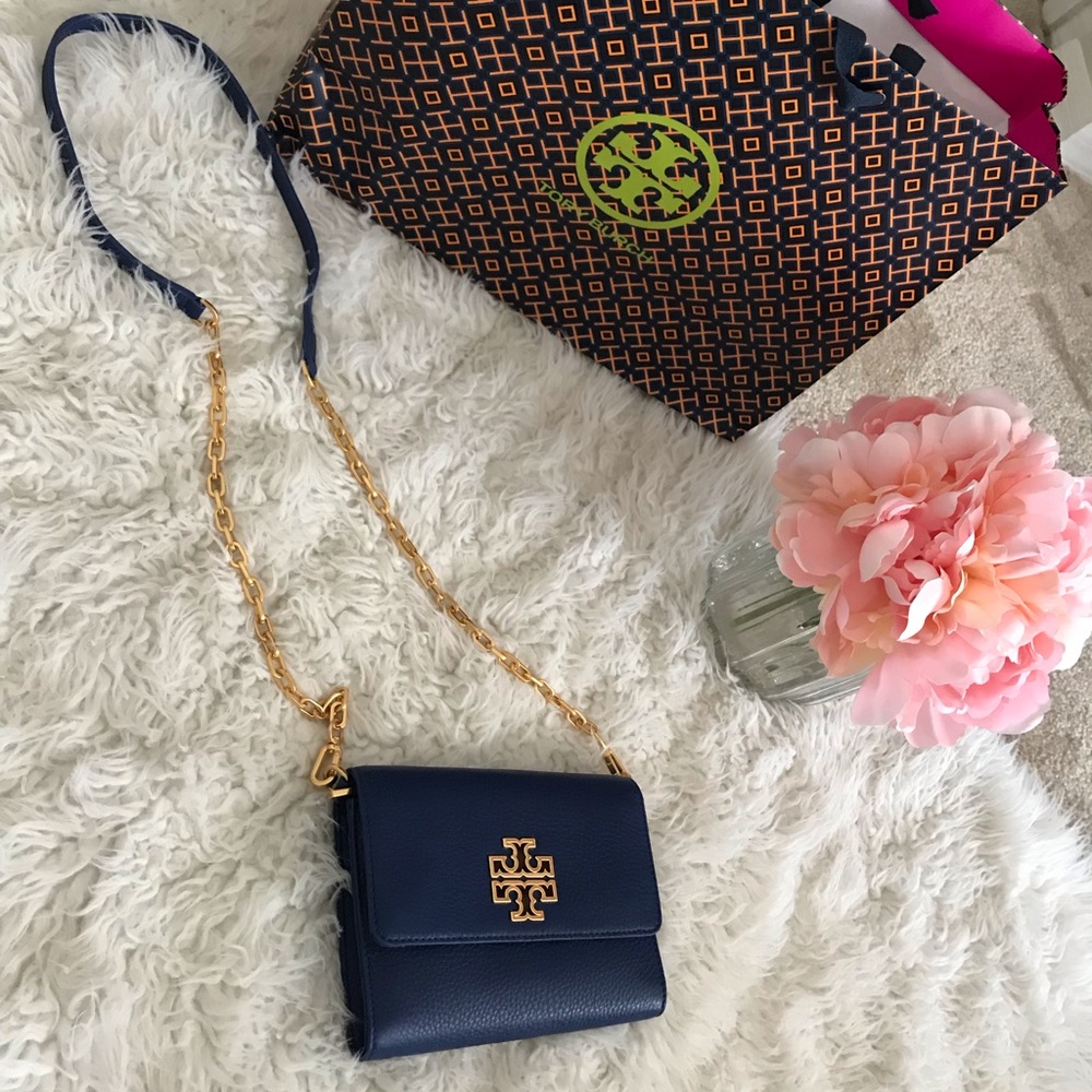 Britten Chain Wallet